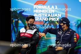 (L to R): Guanyu Zhou (CHN) Alfa Romeo F1 Team and Sergio Perez (MEX) Red Bull Racing in the FIA Press Conference. 08.04.2022. Formula 1 World Championship, Rd 3, Australian Grand Prix, Albert Park, Melbourne, Australia, Practice Day.