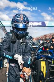 Alexander Albon (THA) Williams Racing on the grid. 10.04.2022. Formula 1 World Championship, Rd 3, Australian Grand Prix, Albert Park, Melbourne, Australia, Race Day.