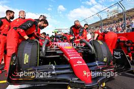 Carlos Sainz Jr (ESP) Ferrari F1-75 on the grid. 10.04.2022. Formula 1 World Championship, Rd 3, Australian Grand Prix, Albert Park, Melbourne, Australia, Race Day.