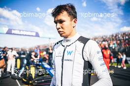 Alexander Albon (THA) Williams Racing on the grid. 10.04.2022. Formula 1 World Championship, Rd 3, Australian Grand Prix, Albert Park, Melbourne, Australia, Race Day.