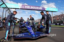 Nicholas Latifi (CDN) Williams Racing FW44 on the grid. 10.04.2022. Formula 1 World Championship, Rd 3, Australian Grand Prix, Albert Park, Melbourne, Australia, Race Day.