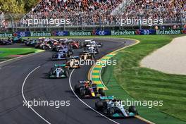 Lewis Hamilton (GBR) Mercedes AMG F1 W13 at the start of the race. 10.04.2022. Formula 1 World Championship, Rd 3, Australian Grand Prix, Albert Park, Melbourne, Australia, Race Day.
