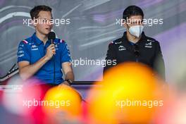 Oscar Piastri (AUS), Alpine F1 Team and Esteban Ocon (FRA), Alpine F1 Team  09.04.2022. Formula 1 World Championship, Rd 3, Australian Grand Prix, Albert Park, Melbourne, Australia, Qualifying Day.