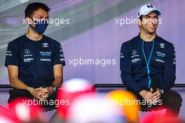 Alex Albon (THA), Williams F1 Team and Nicholas Latifi (CDN), Williams Racing  09.04.2022. Formula 1 World Championship, Rd 3, Australian Grand Prix, Albert Park, Melbourne, Australia, Qualifying Day.