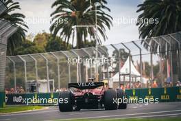 Carlos Sainz Jr (ESP) Ferrari F1-75. 09.04.2022. Formula 1 World Championship, Rd 3, Australian Grand Prix, Albert Park, Melbourne, Australia, Qualifying Day.