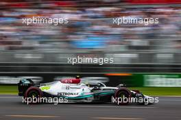 Lewis Hamilton (GBR), Mercedes AMG F1   09.04.2022. Formula 1 World Championship, Rd 3, Australian Grand Prix, Albert Park, Melbourne, Australia, Qualifying Day.