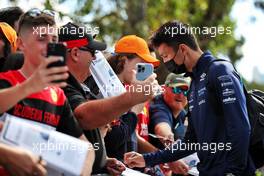 Alexander Albon (THA) Williams Racing with fans. 07.04.2022. Formula 1 World Championship, Rd 3, Australian Grand Prix, Albert Park, Melbourne, Australia, Preparation Day.