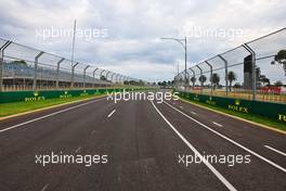 Circuit atmosphere - revised Turn 8. 06.04.2022. Formula 1 World Championship, Rd 3, Australian Grand Prix, Albert Park, Melbourne, Australia, Preparation Day.