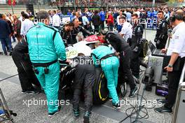 Lewis Hamilton (GBR) Mercedes AMG F1 W13 on the grid. 10.07.2022. Formula 1 World Championship, Rd 11, Austrian Grand Prix, Spielberg, Austria, Race Day.