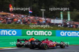Charles Leclerc (MON) Ferrari F1-75 and Max Verstappen (NLD) Red Bull Racing RB18 battle for position. 10.07.2022. Formula 1 World Championship, Rd 11, Austrian Grand Prix, Spielberg, Austria, Race Day.