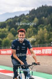 Alexander Albon (THA) Williams Racing rides the circuit. 07.07.2022. Formula 1 World Championship, Rd 11, Austrian Grand Prix, Spielberg, Austria, Preparation Day.