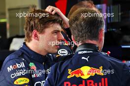 (L to R): Max Verstappen (NLD) Red Bull Racing with Christian Horner (GBR) Red Bull Racing Team Principal. 10.06.2022. Formula 1 World Championship, Rd 8, Azerbaijan Grand Prix, Baku Street Circuit, Azerbaijan, Practice Day.