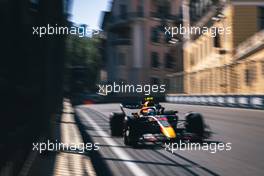 Sergio Perez (MEX) Red Bull Racing RB18. 10.06.2022. Formula 1 World Championship, Rd 8, Azerbaijan Grand Prix, Baku Street Circuit, Azerbaijan, Practice Day.