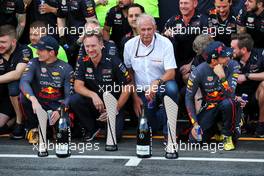 Christian Horner (GBR) Red Bull Racing Team Principal; Dr Helmut Marko (AUT) Red Bull Motorsport Consultant; and the team celebrates a 1-2 finish for Max Verstappen (NLD) Red Bull Racing and Sergio Perez (MEX) Red Bull Racing. 12.06.2022. Formula 1 World Championship, Rd 8, Azerbaijan Grand Prix, Baku Street Circuit, Azerbaijan, Race Day.
