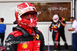 Pole sitter Charles Leclerc (MON) Ferrari in qualifying parc ferme. 11.06.2022. Formula 1 World Championship, Rd 8, Azerbaijan Grand Prix, Baku Street Circuit, Azerbaijan, Qualifying Day.
