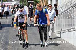 (L to R): Sebastian Vettel (GER) Aston Martin F1 Team with Mick Schumacher (GER) Haas F1 Team. 12.06.2022. Formula 1 World Championship, Rd 8, Azerbaijan Grand Prix, Baku Street Circuit, Azerbaijan, Race Day.