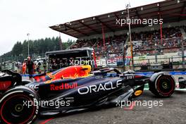 Sergio Perez (MEX) Red Bull Racing RB18 leaves the pits. 26.08.2022. Formula 1 World Championship, Rd 14, Belgian Grand Prix, Spa Francorchamps, Belgium, Practice Day.