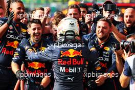 Race winner Max Verstappen (NLD) Red Bull Racing celebrates in parc ferme. 28.08.2022. Formula 1 World Championship, Rd 14, Belgian Grand Prix, Spa Francorchamps, Belgium, Race Day.
