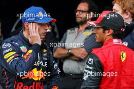 (L to R): Max Verstappen (NLD) Red Bull Racing with Carlos Sainz Jr (ESP) Ferrari in qualifying parc ferme. 27.08.2022. Formula 1 World Championship, Rd 14, Belgian Grand Prix, Spa Francorchamps, Belgium, Qualifying Day.