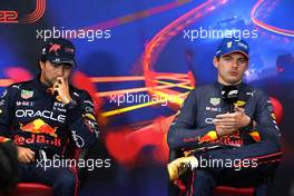 (L to R): Sergio Perez (MEX) Red Bull Racing and Max Verstappen (NLD) Red Bull Racing in the FIA Press Conference. 27.08.2022. Formula 1 World Championship, Rd 14, Belgian Grand Prix, Spa Francorchamps, Belgium, Qualifying Day.
