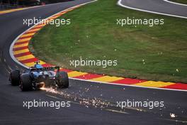 Fernando Alonso (ESP) Alpine F1 Team A522 sends sparks flying. 27.08.2022. Formula 1 World Championship, Rd 14, Belgian Grand Prix, Spa Francorchamps, Belgium, Qualifying Day.