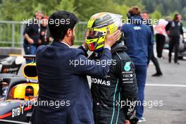 (L to R): Mohammed Bin Sulayem (UAE) FIA President with Lewis Hamilton (GBR) Mercedes AMG F1 in qualifying parc ferme. 27.08.2022. Formula 1 World Championship, Rd 14, Belgian Grand Prix, Spa Francorchamps, Belgium, Qualifying Day.