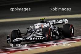 Yuki Tsunoda (JPN) AlphaTauri AT03. 18.03.2022. Formula 1 World Championship, Rd 1, Bahrain Grand Prix, Sakhir, Bahrain, Practice Day