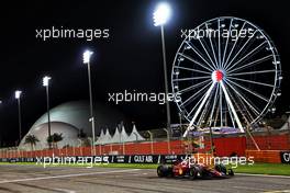 Carlos Sainz Jr (ESP) Ferrari F1-75. 18.03.2022. Formula 1 World Championship, Rd 1, Bahrain Grand Prix, Sakhir, Bahrain, Practice Day