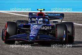 Nicholas Latifi (CDN) Williams Racing FW44. 18.03.2022. Formula 1 World Championship, Rd 1, Bahrain Grand Prix, Sakhir, Bahrain, Practice Day