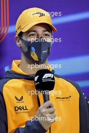 Daniel Ricciardo (AUS) McLaren in the FIA Press Conference. 18.03.2022. Formula 1 World Championship, Rd 1, Bahrain Grand Prix, Sakhir, Bahrain, Practice Day