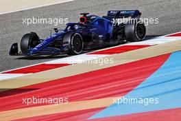 Alexander Albon (THA) Williams Racing FW44. 18.03.2022. Formula 1 World Championship, Rd 1, Bahrain Grand Prix, Sakhir, Bahrain, Practice Day