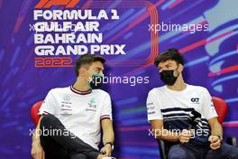 (L to R): George Russell (GBR) Mercedes AMG F1 and Pierre Gasly (FRA) AlphaTauri in the FIA Press Conference. 18.03.2022. Formula 1 World Championship, Rd 1, Bahrain Grand Prix, Sakhir, Bahrain, Practice Day