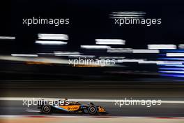 Daniel Ricciardo (AUS), McLaren F1 Team  18.03.2022. Formula 1 World Championship, Rd 1, Bahrain Grand Prix, Sakhir, Bahrain, Practice Day