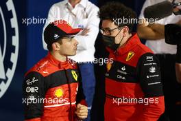 Charles Leclerc (MON) Ferrari with Mattia Binotto (ITA) Ferrari Team Principal. 20.03.2022. Formula 1 World Championship, Rd 1, Bahrain Grand Prix, Sakhir, Bahrain, Race Day.