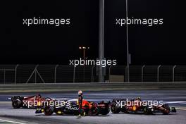 Sergio Perez (MEX) Red Bull Racing RB18 retired from the race. 20.03.2022. Formula 1 World Championship, Rd 1, Bahrain Grand Prix, Sakhir, Bahrain, Race Day.