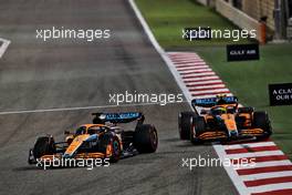 Daniel Ricciardo (AUS) McLaren MCL36 leads team mate Lando Norris (GBR) McLaren MCL36. 20.03.2022. Formula 1 World Championship, Rd 1, Bahrain Grand Prix, Sakhir, Bahrain, Race Day.