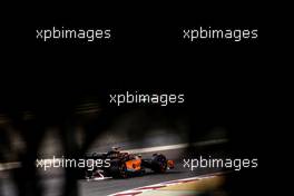 Daniel Ricciardo (AUS), McLaren F1 Team  19.03.2022. Formula 1 World Championship, Rd 1, Bahrain Grand Prix, Sakhir, Bahrain, Qualifying Day.