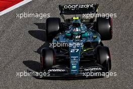 Nico Hulkenberg (GER) Aston Martin F1 Team Reserve Driver AMR22. 19.03.2022. Formula 1 World Championship, Rd 1, Bahrain Grand Prix, Sakhir, Bahrain, Qualifying Day.