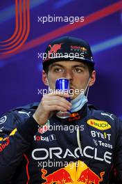 Max Verstappen (NLD) Red Bull Racing in the post qualifying FIA Press Conference. 19.03.2022. Formula 1 World Championship, Rd 1, Bahrain Grand Prix, Sakhir, Bahrain, Qualifying Day.