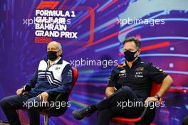 (L to R): Franz Tost (AUT) AlphaTauri Team Principal and Christian Horner (GBR) Red Bull Racing Team Principal in the FIA Press Conference. 19.03.2022. Formula 1 World Championship, Rd 1, Bahrain Grand Prix, Sakhir, Bahrain, Qualifying Day.