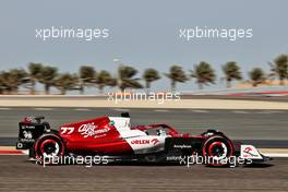 Valtteri Bottas (FIN) Alfa Romeo F1 Team C42. 19.03.2022. Formula 1 World Championship, Rd 1, Bahrain Grand Prix, Sakhir, Bahrain, Qualifying Day.