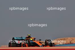 Lando Norris (GBR) McLaren MCL36. 19.03.2022. Formula 1 World Championship, Rd 1, Bahrain Grand Prix, Sakhir, Bahrain, Qualifying Day.