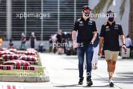 Max Verstappen (NLD), Red Bull Racing and Sergio Perez (MEX), Red Bull Racing  19.03.2022. Formula 1 World Championship, Rd 1, Bahrain Grand Prix, Sakhir, Bahrain, Qualifying Day.