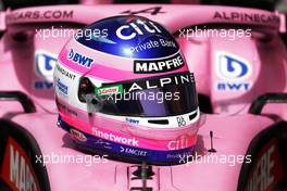 The helmet of Fernando Alonso (ESP) Alpine F1 Team. 20.03.2022. Formula 1 World Championship, Rd 1, Bahrain Grand Prix, Sakhir, Bahrain, Race Day.