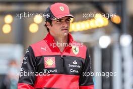 Carlos Sainz Jr (ESP), Scuderia Ferrari  17.03.2022. Formula 1 World Championship, Rd 1, Bahrain Grand Prix, Sakhir, Bahrain, Preparation Day.