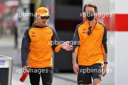 Lando Norris (GBR) McLaren. 17.03.2022. Formula 1 World Championship, Rd 1, Bahrain Grand Prix, Sakhir, Bahrain, Preparation Day.