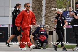 Lewis Hamilton (GBR) Mercedes AMG F1. 17.03.2022. Formula 1 World Championship, Rd 1, Bahrain Grand Prix, Sakhir, Bahrain, Preparation Day.