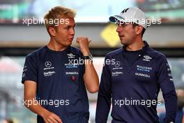 (L to R): Alexander Albon (THA) Williams Racing with Nicholas Latifi (CDN) Williams Racing. 11.11.2022. Formula 1 World Championship, Rd 21, Brazilian Grand Prix, Sao Paulo, Brazil, Qualifying Day.