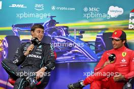 (L to R): George Russell (GBR) Mercedes AMG F1 and Carlos Sainz Jr (ESP) Ferrari, in the post race FIA Press Conference. 13.11.2022. Formula 1 World Championship, Rd 21, Brazilian Grand Prix, Sao Paulo, Brazil, Race Day.