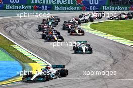 George Russell (GBR) Mercedes AMG F1 W13 leads at the start of the race. 13.11.2022. Formula 1 World Championship, Rd 21, Brazilian Grand Prix, Sao Paulo, Brazil, Race Day.
